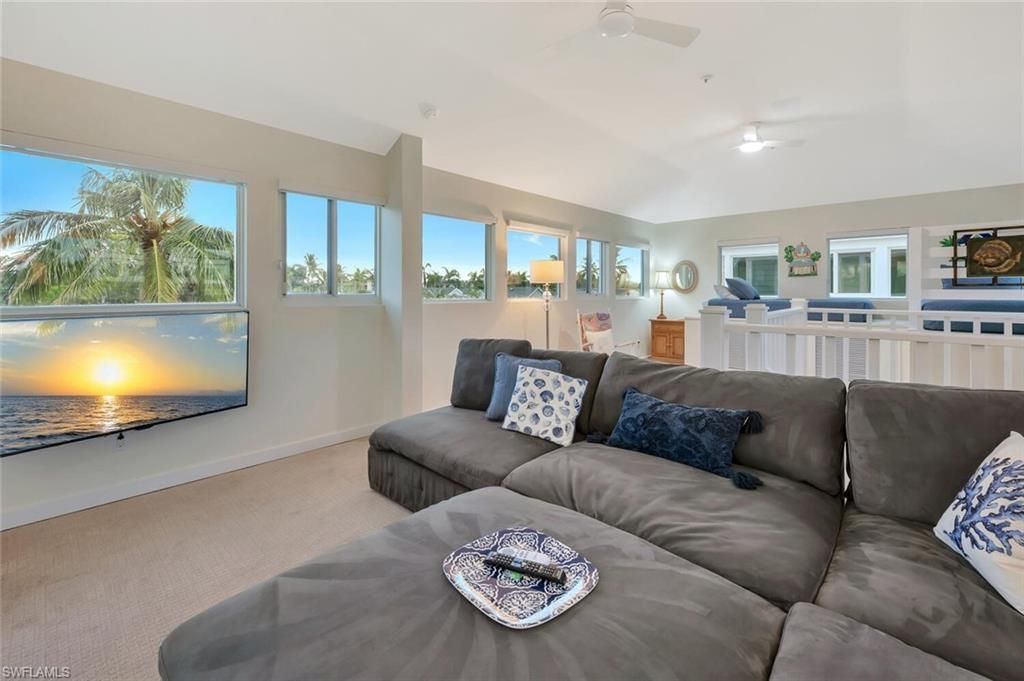 180 6th Ave S, Unit 3, Naples, FL 34102 Photo