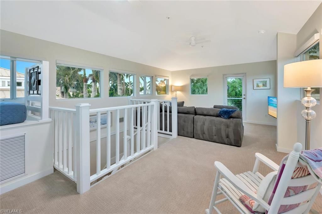 180 6th Ave S, Unit 3, Naples, FL 34102 Photo