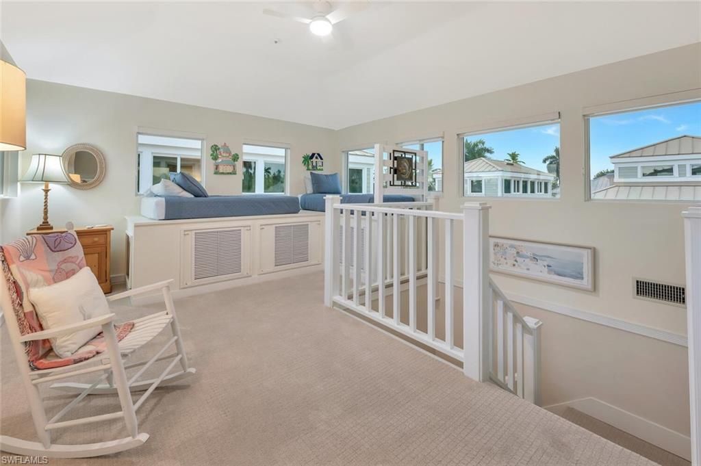 180 6th Ave S, Unit 3, Naples, FL 34102 Photo