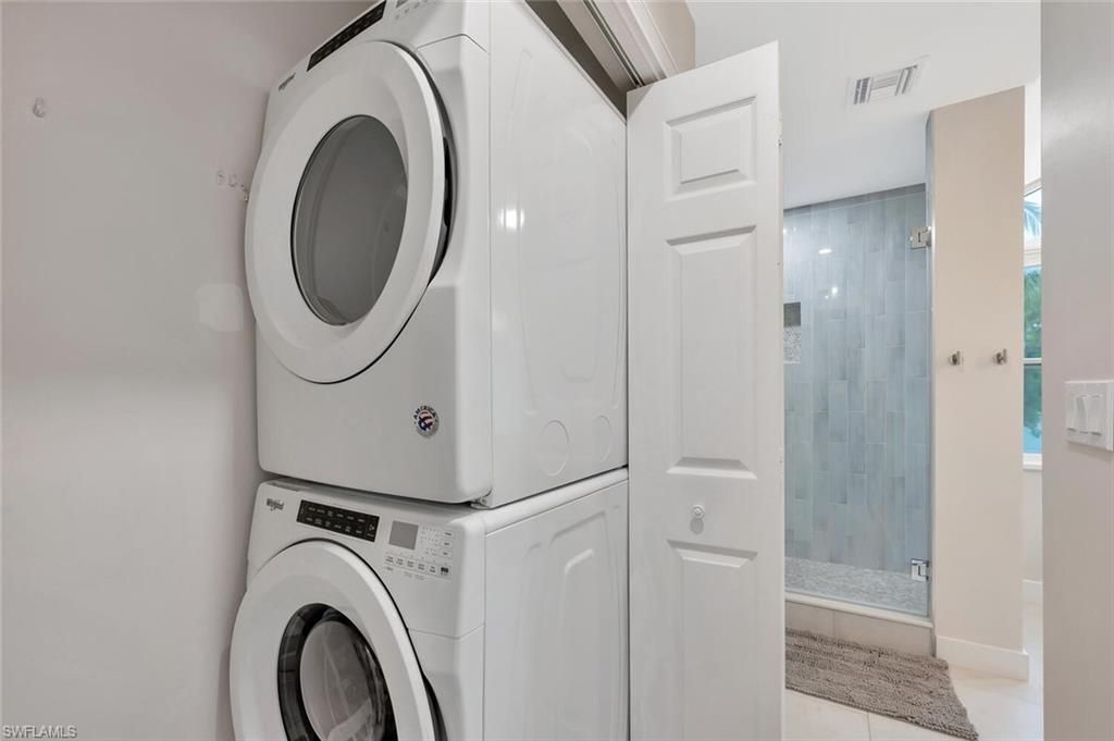 180 6th Ave S, Unit 3, Naples, FL 34102 Photo