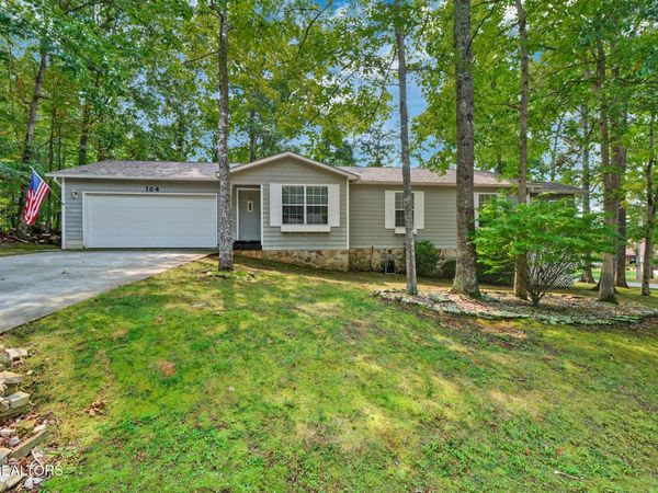 104 Juniper Drive, Crossville, TN 38558