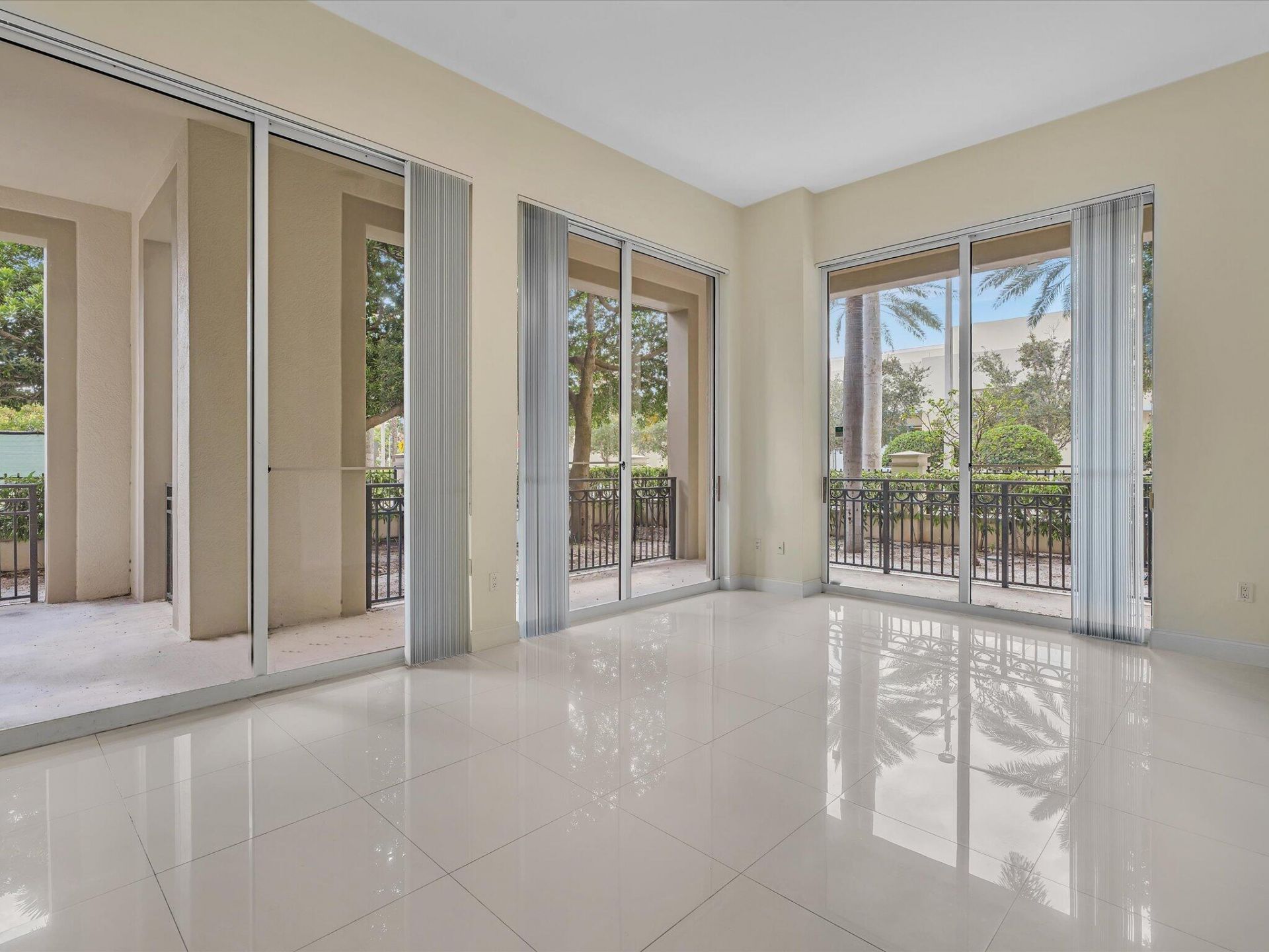 550 Okeechobee Boulevard, Unit 122, West Palm Beach, FL 33401 Photo
