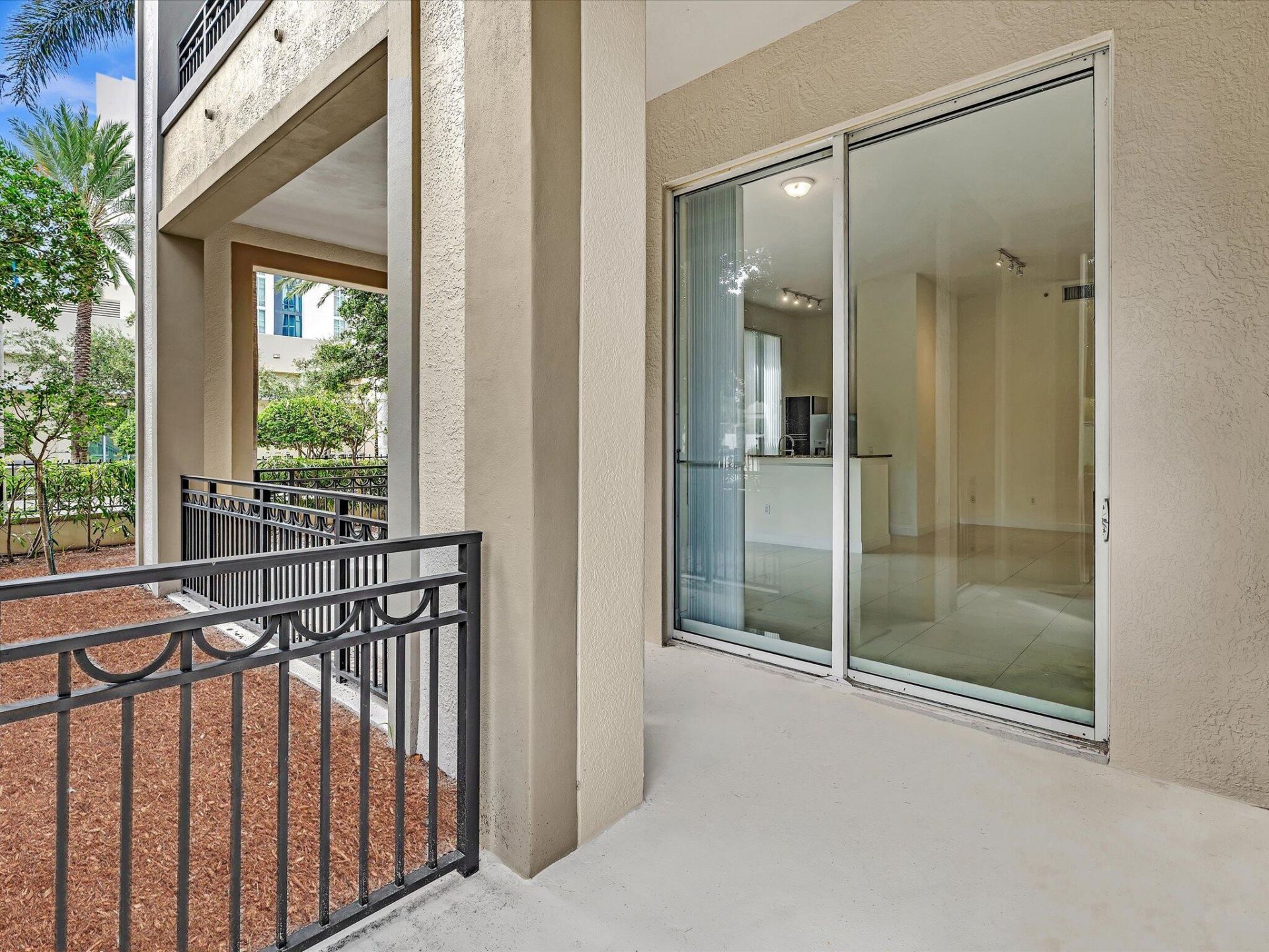 550 Okeechobee Boulevard, Unit 122, West Palm Beach, FL 33401 Photo