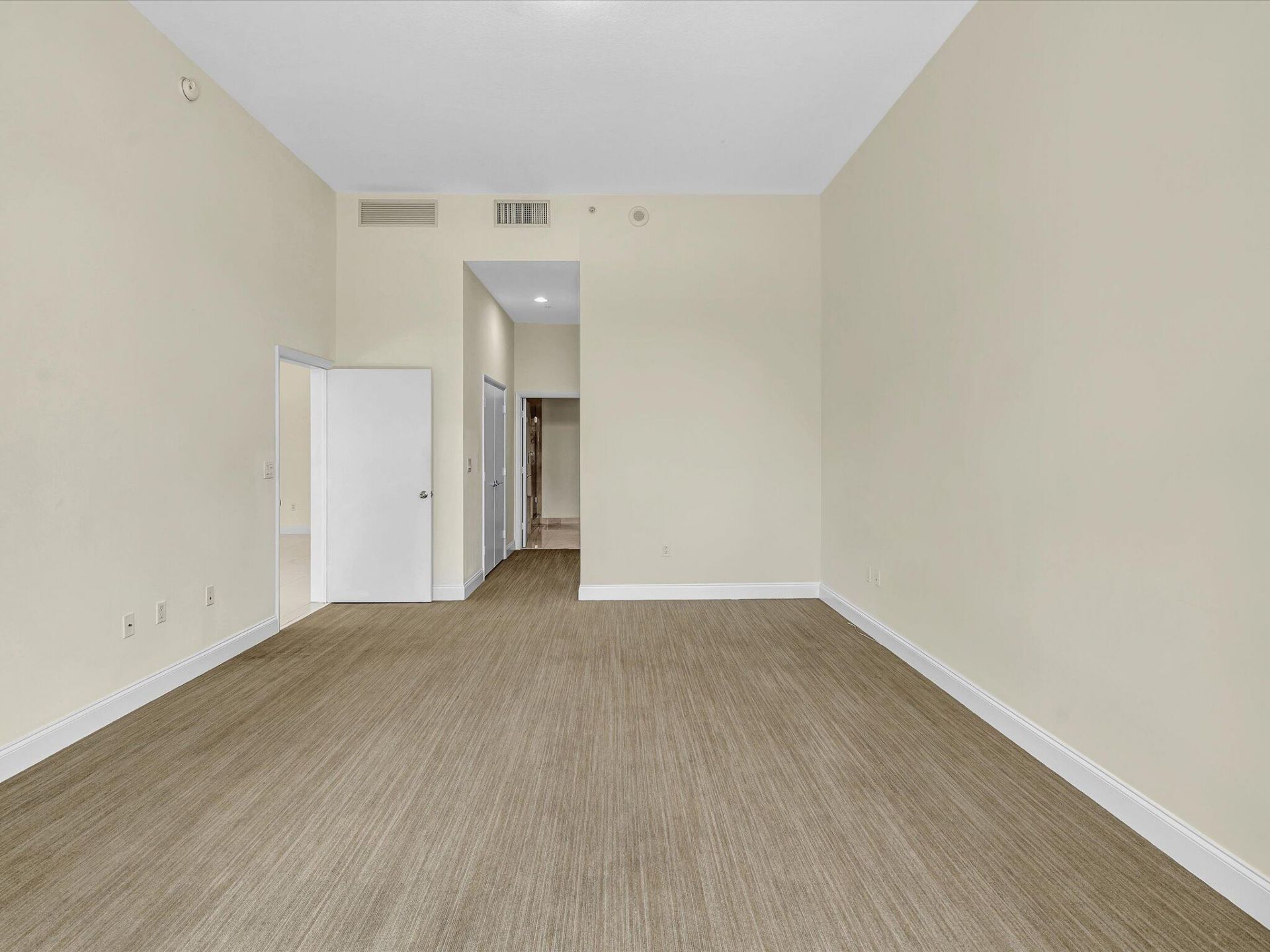 550 Okeechobee Boulevard, Unit 122, West Palm Beach, FL 33401 Photo