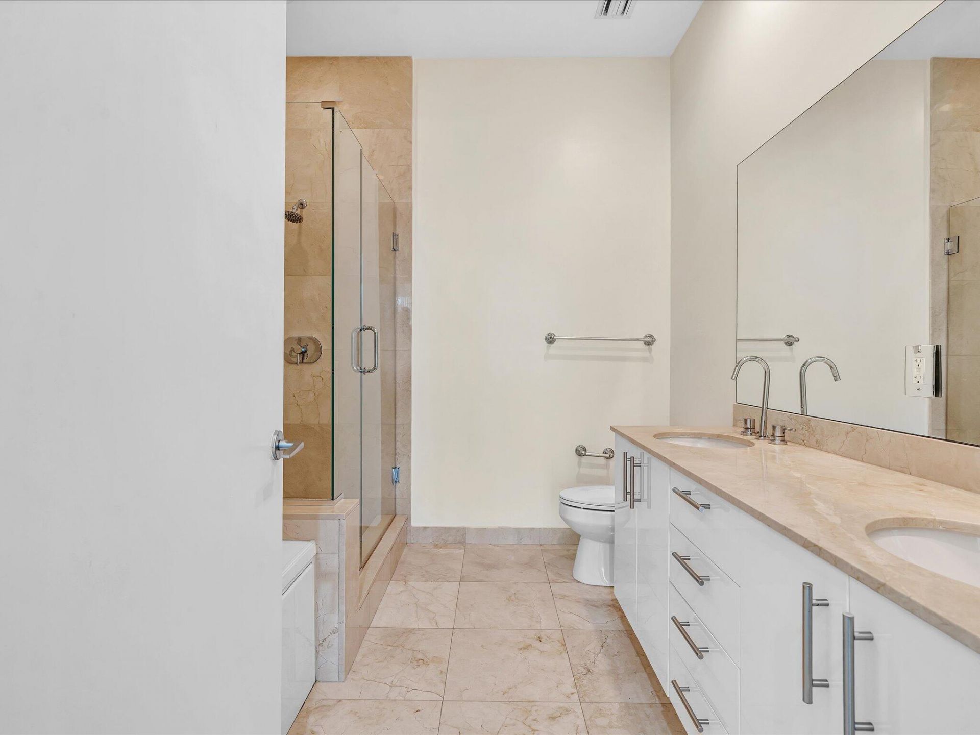 550 Okeechobee Boulevard, Unit 122, West Palm Beach, FL 33401 Photo