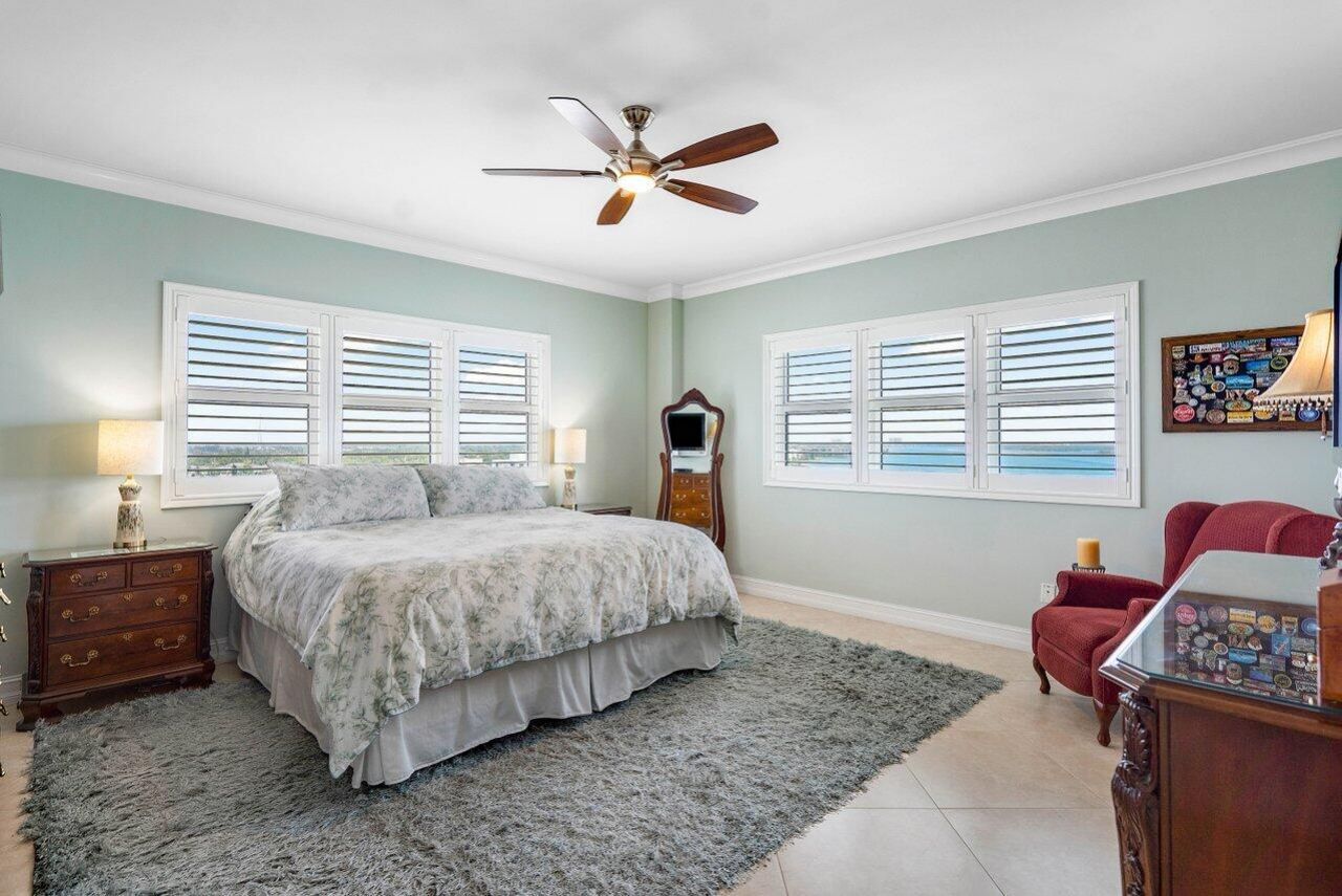 2650 Lake Shore Drive, Unit 1401, Riviera Beach, FL 33404 Photo