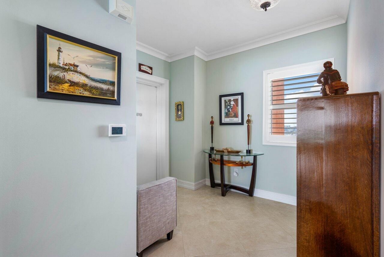 2650 Lake Shore Drive, Unit 1401, Riviera Beach, FL 33404 Photo