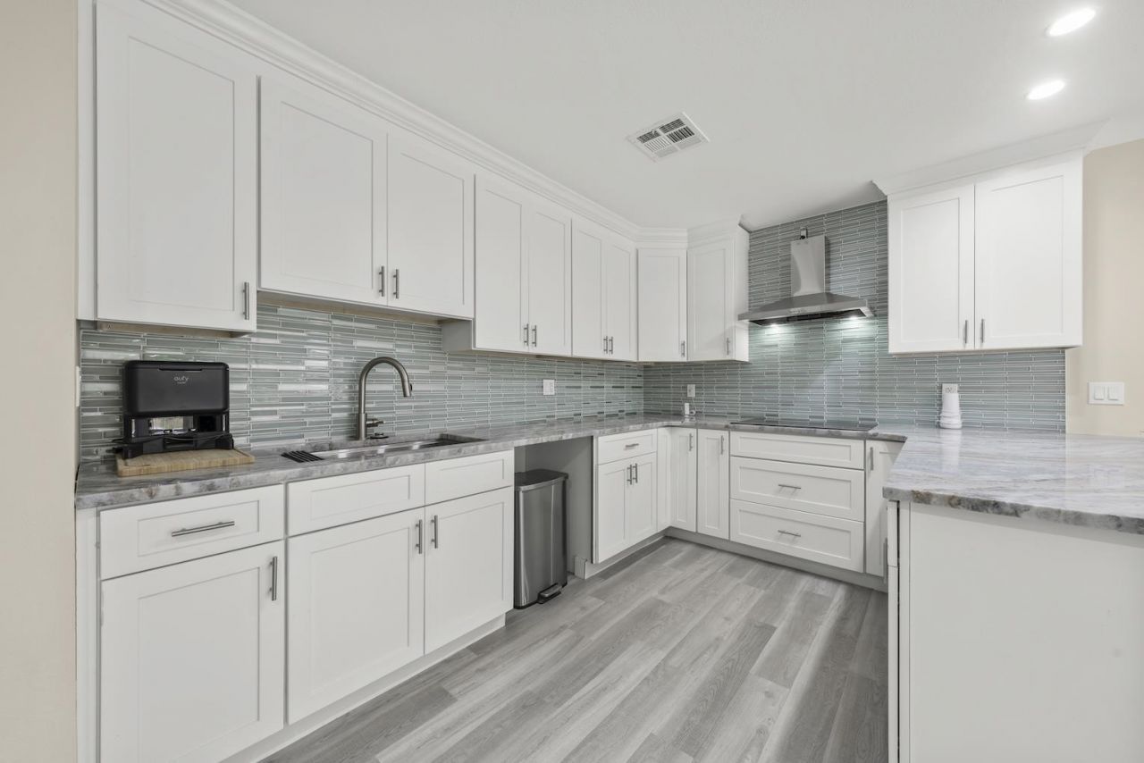 1142 Shell Basket Lane, Sanibel, FL 33957 Photo