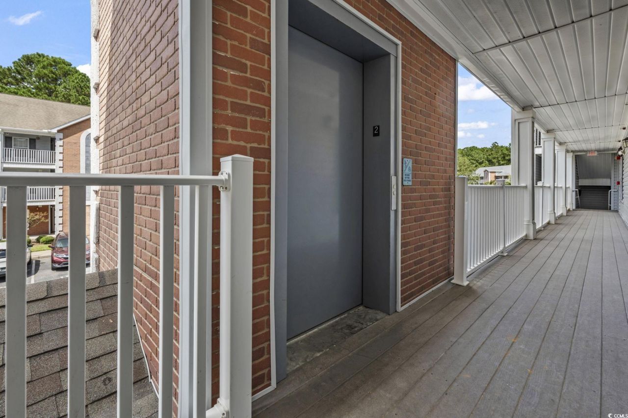 4845 Meadowsweet Dr. Photo 17