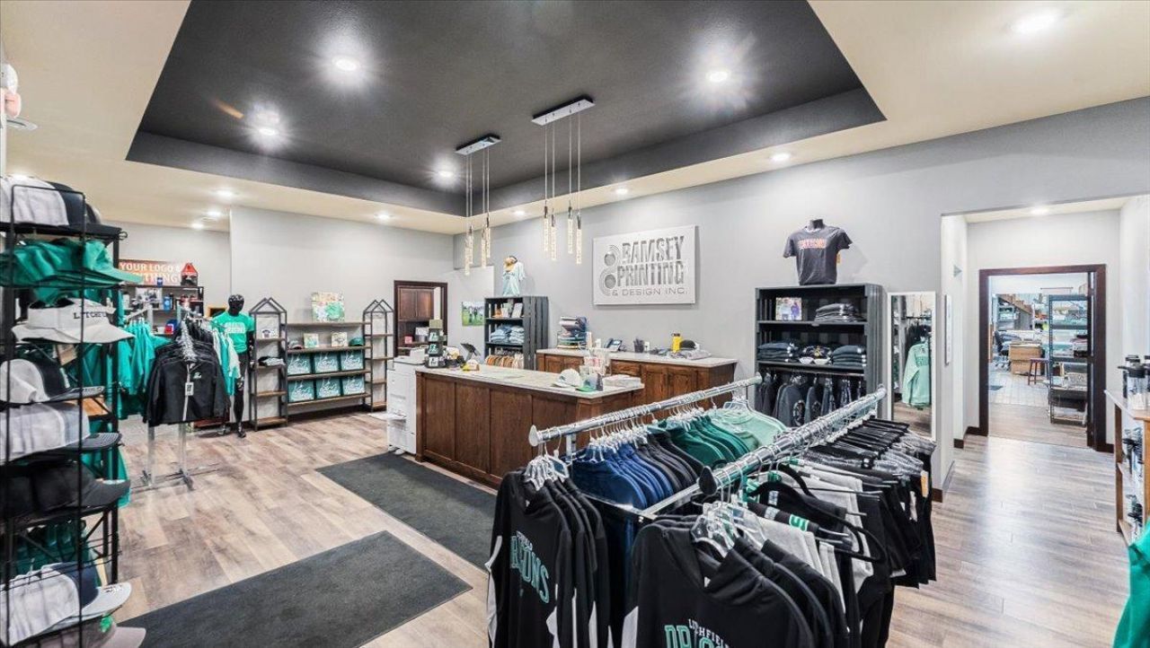 826 N Sibley Avenue, Litchfield, MN 55355