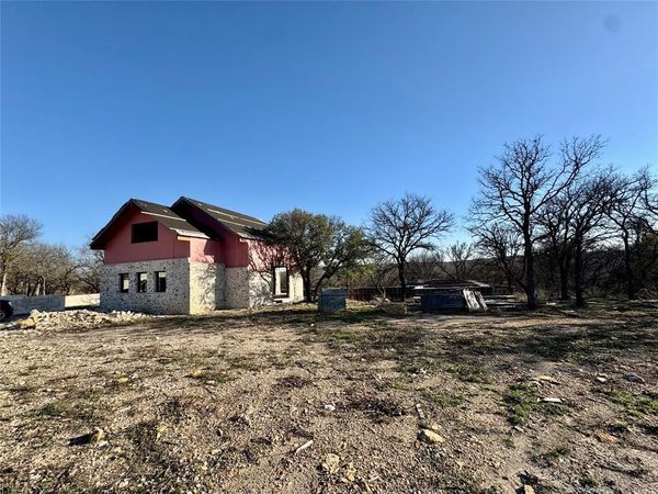 229 W Bluff Lane, Millsap, TX 76066