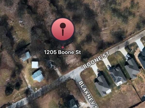 1205 Boone Street, Cleburne, TX 76031