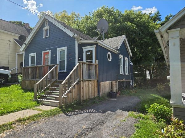 210 Duane Street, Syracuse, NY 13207