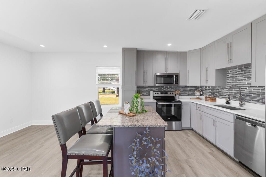 718 Joan Lane, Panama City, FL 32404 Main Photo