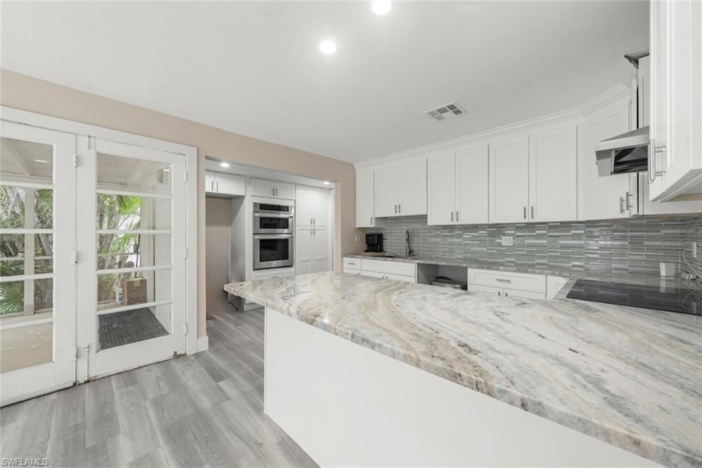 1142 Shell Basket Ln, Sanibel, FL 33957 Photo