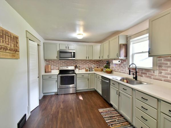 601 Park Avenue, Sacred Heart, MN 56285