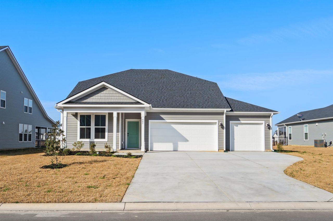 443 Joseph St Photo 2