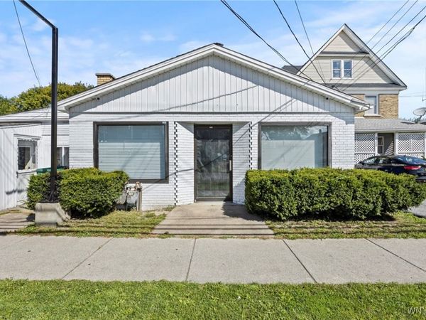 2318 Niagara Street, Niagara Falls, NY 14303