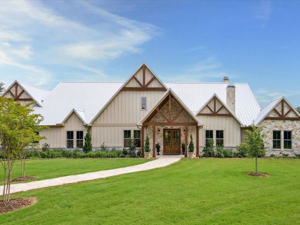 2130 Hartfield RD, Round Top, TX 78954