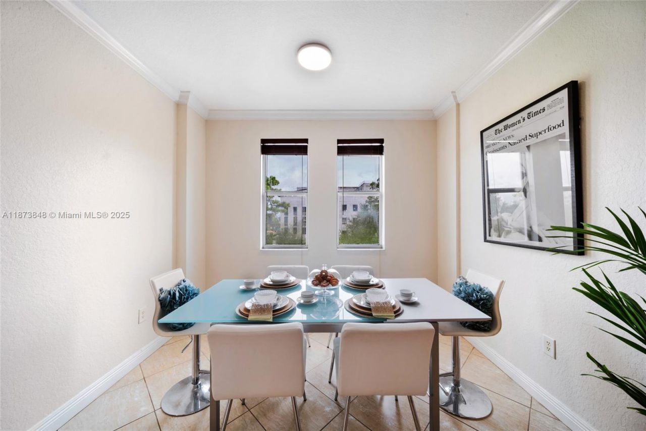 9021 SW 94th St, Unit 310, Miami, FL 33176 Photo