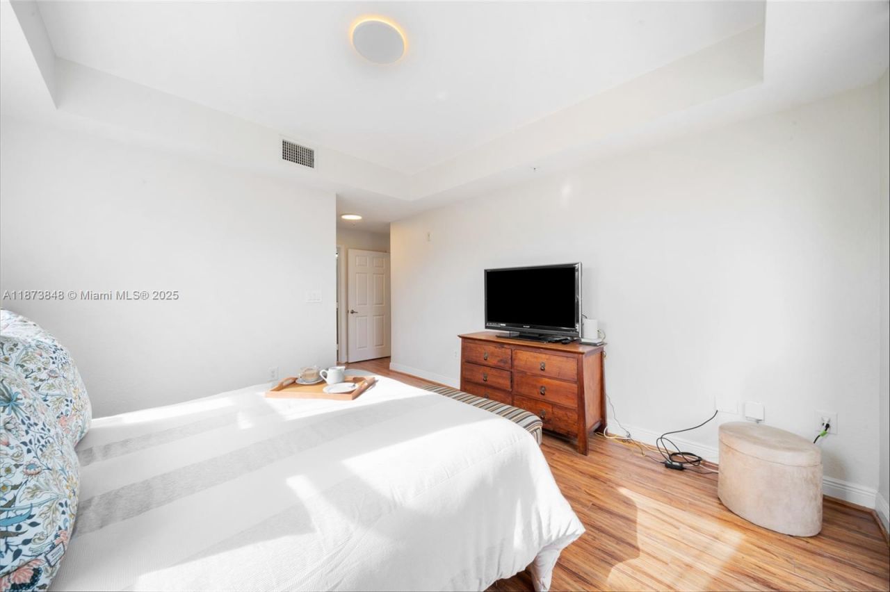 9021 SW 94th St, Unit 310, Miami, FL 33176 Photo