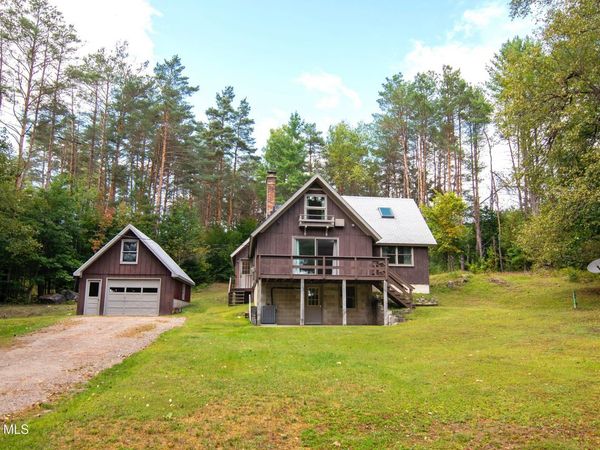 39 Austin Pond Road, North Creek, NY 12853