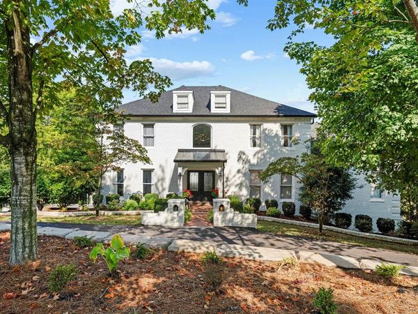 1474 Mt Ayr Circle, Bowling Green, KY 42103