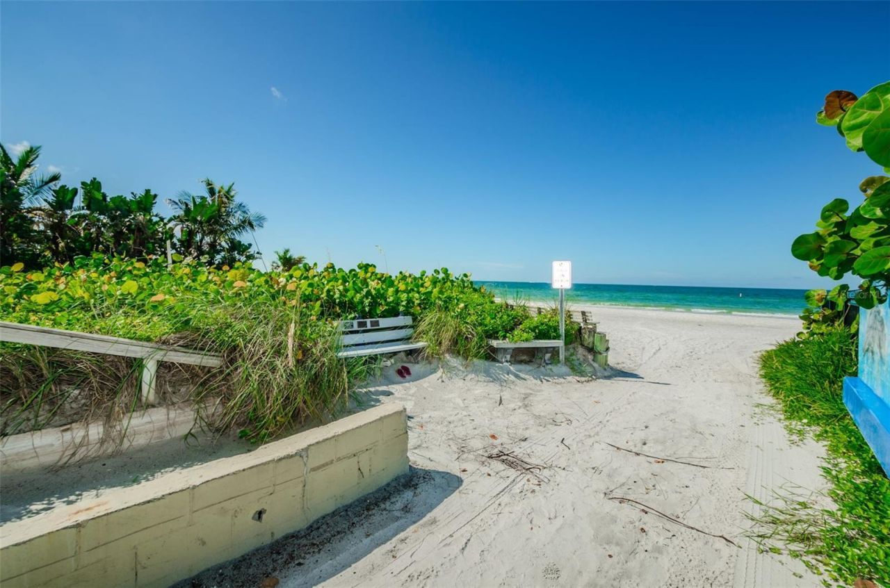 16109 3rd Street E, Redington Beach, FL 33708 Photo