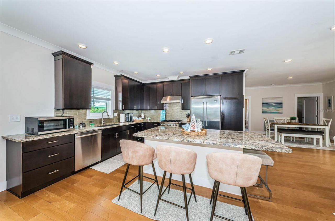 16109 3rd Street E, Redington Beach, FL 33708 Photo