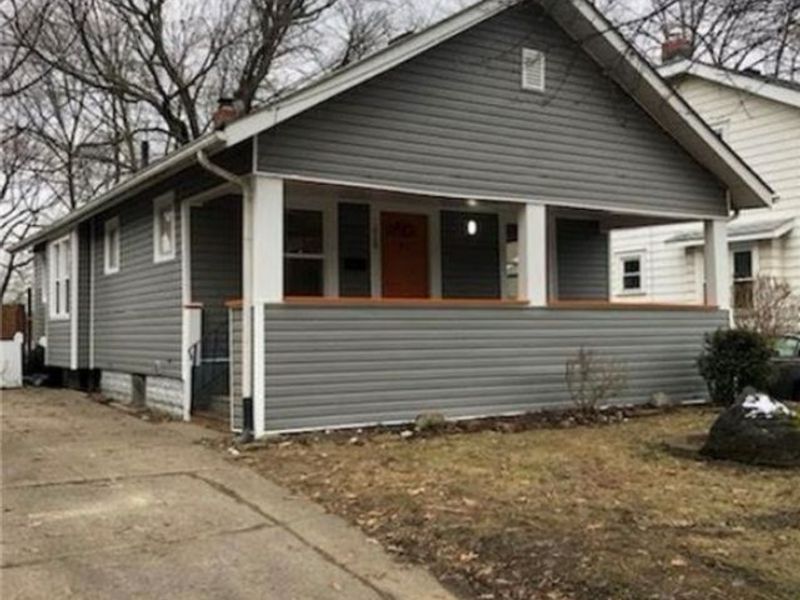 1326 Pontiac Avenue, Akron, OH 44307 Photo 4