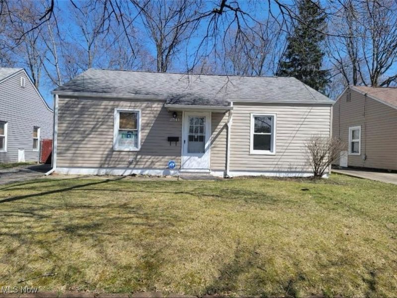 1326 Pontiac Avenue, Akron, OH 44307 Photo 5