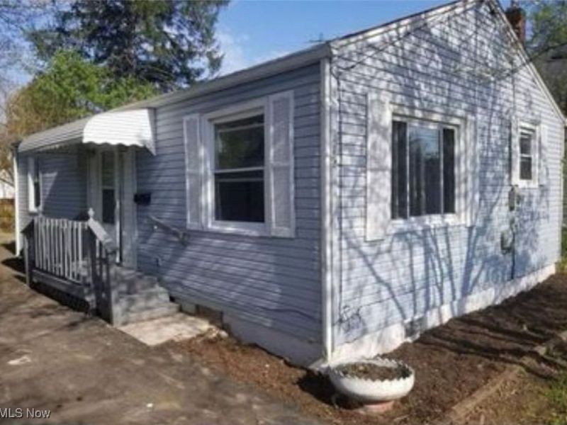 1326 Pontiac Avenue, Akron, OH 44307 Photo 8