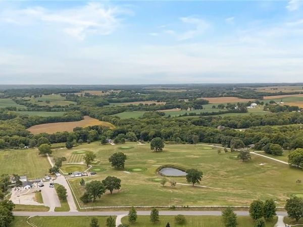 6480 SE 169 Highway, St Joseph, MO 64507