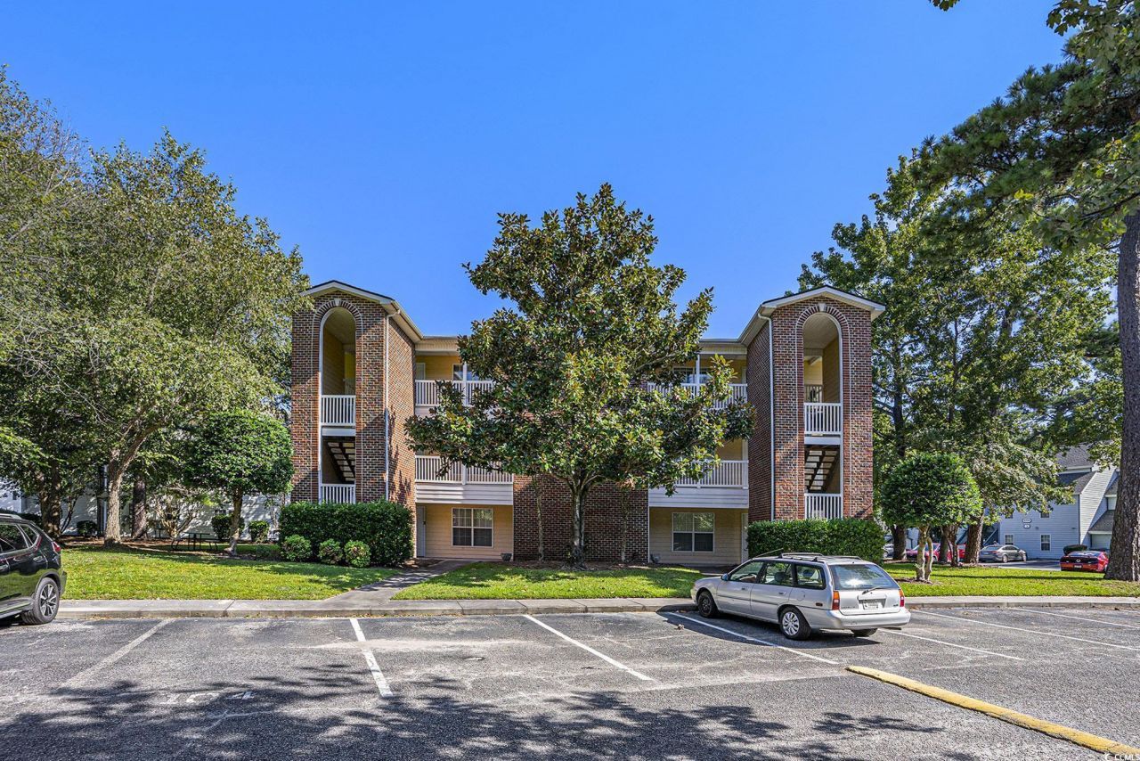 4273 Villas Dr. Photo 1