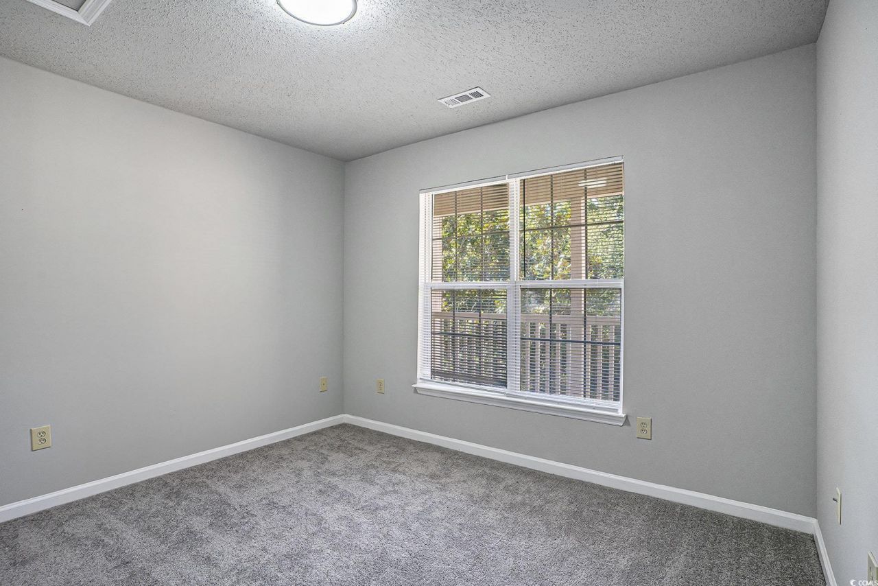 4273 Villas Dr. Photo 11