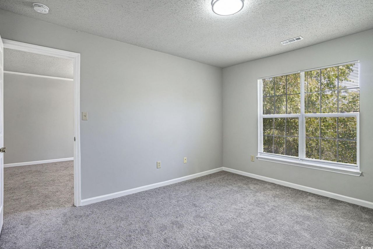 4273 Villas Dr. Photo 18