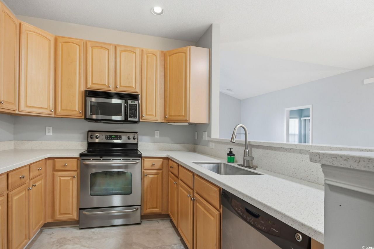 455 Deerfield Links Dr. Photo 9