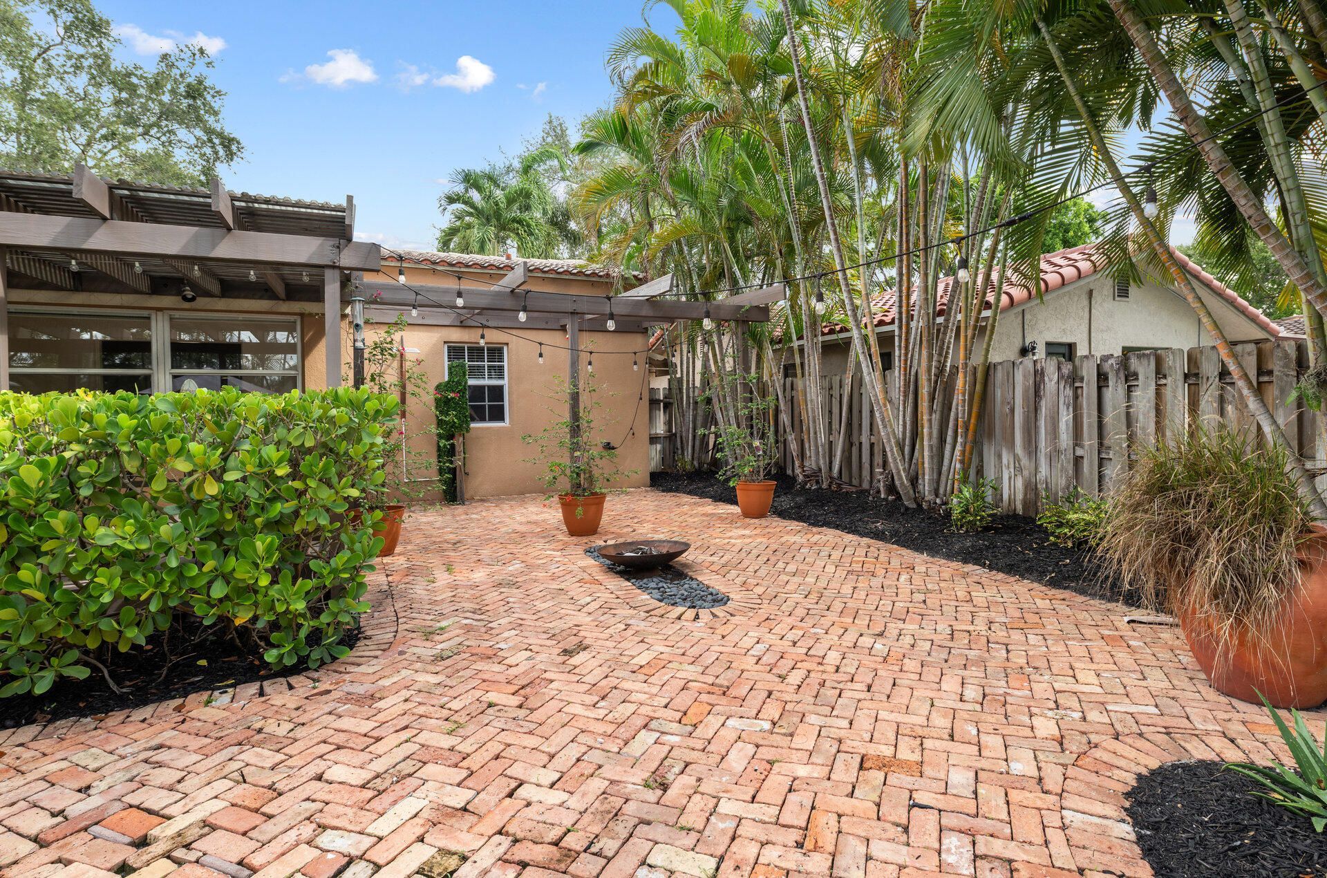 712 SE 11th Court, Fort Lauderdale, FL 33316 Photo