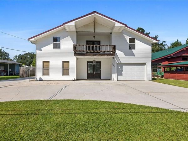 341 N 8TH Street, Ponchatoula, LA 70454