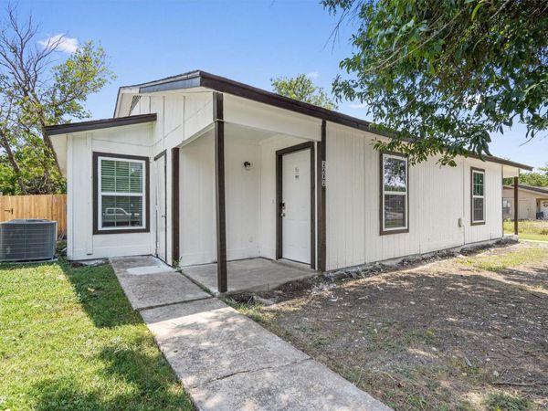 520 Lenora DR, Unit A, Taylor, TX 76574