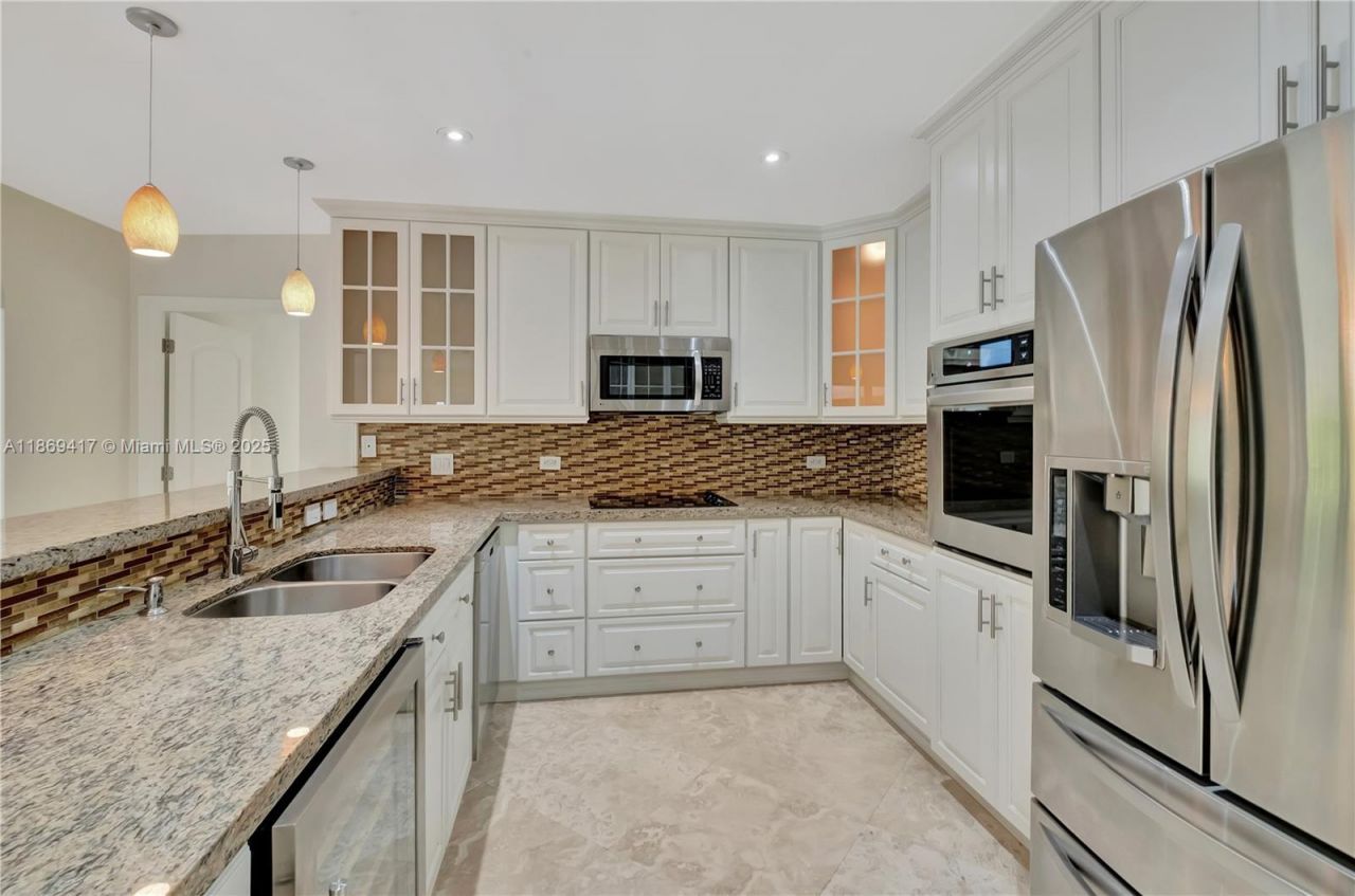 200 Harbor Dr, Key Biscayne, FL 33149 Photo