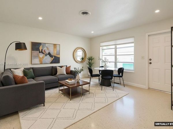 2441 NW 9th Ter, Unit 1, Wilton Manors, FL 33311