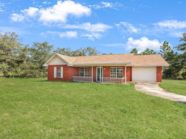 353 Florence Drive, DeFuniak Springs, FL 32433