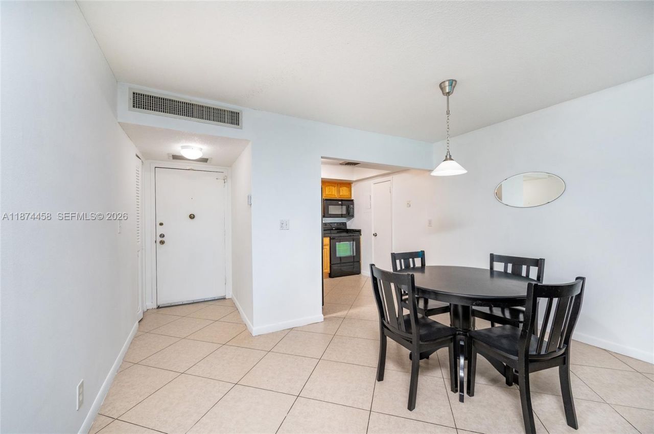 100 Golden Isles Dr, Unit 104, Hallandale Beach, FL 33009 Photo