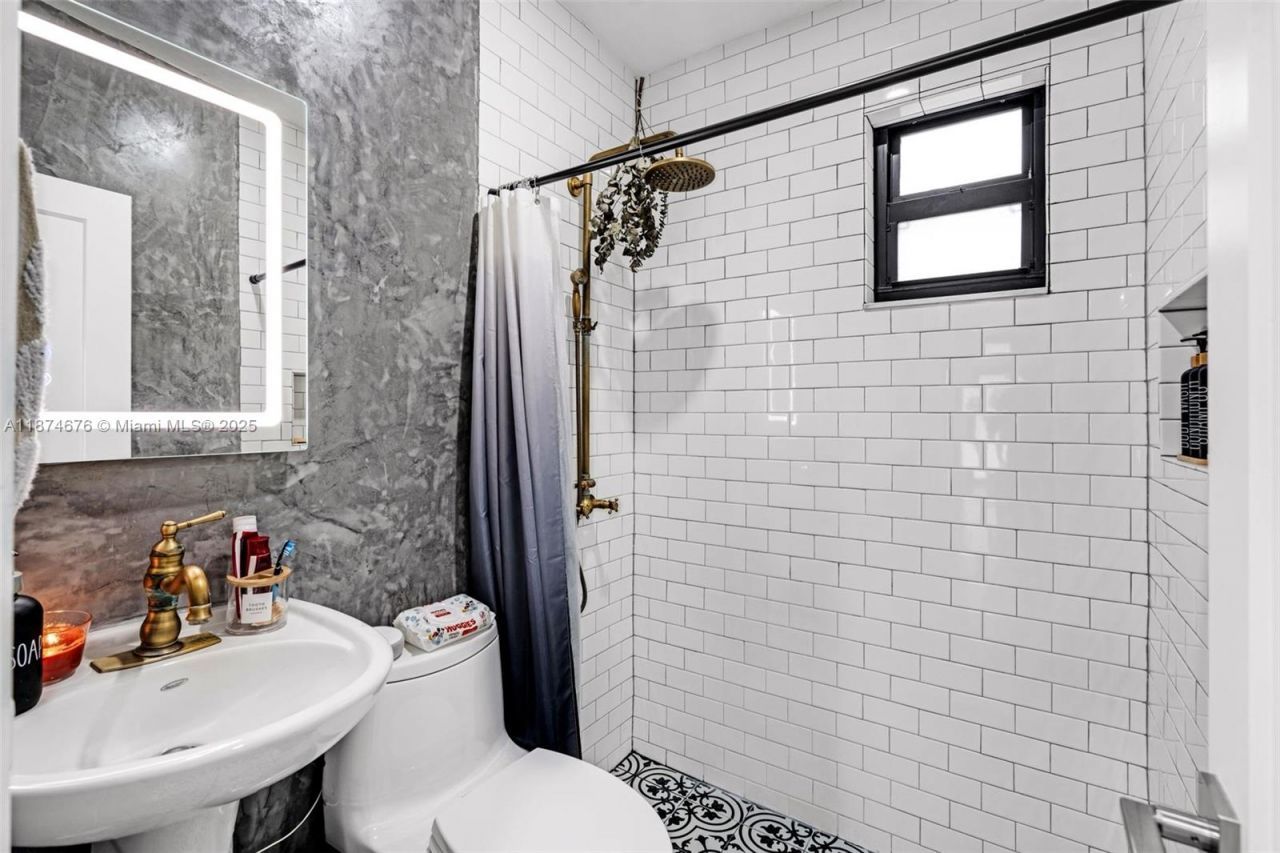 21310 Old Cutler Rd, Cutler Bay, FL 33189 Photo