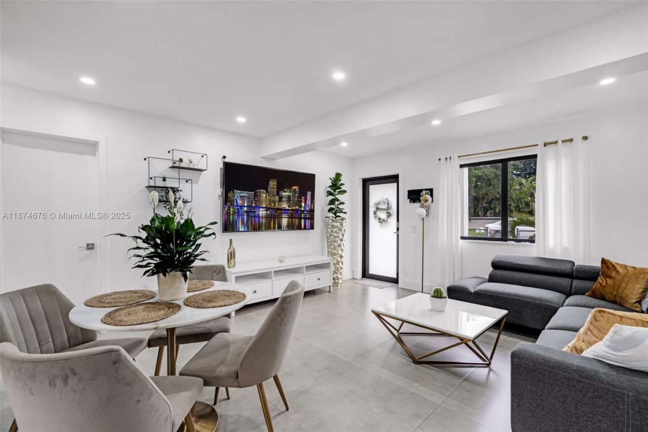 21310 Old Cutler Rd, Cutler Bay, FL 33189 Photo