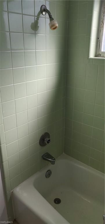 28 Temple Ct, Lehigh Acres, FL 33936 Photo