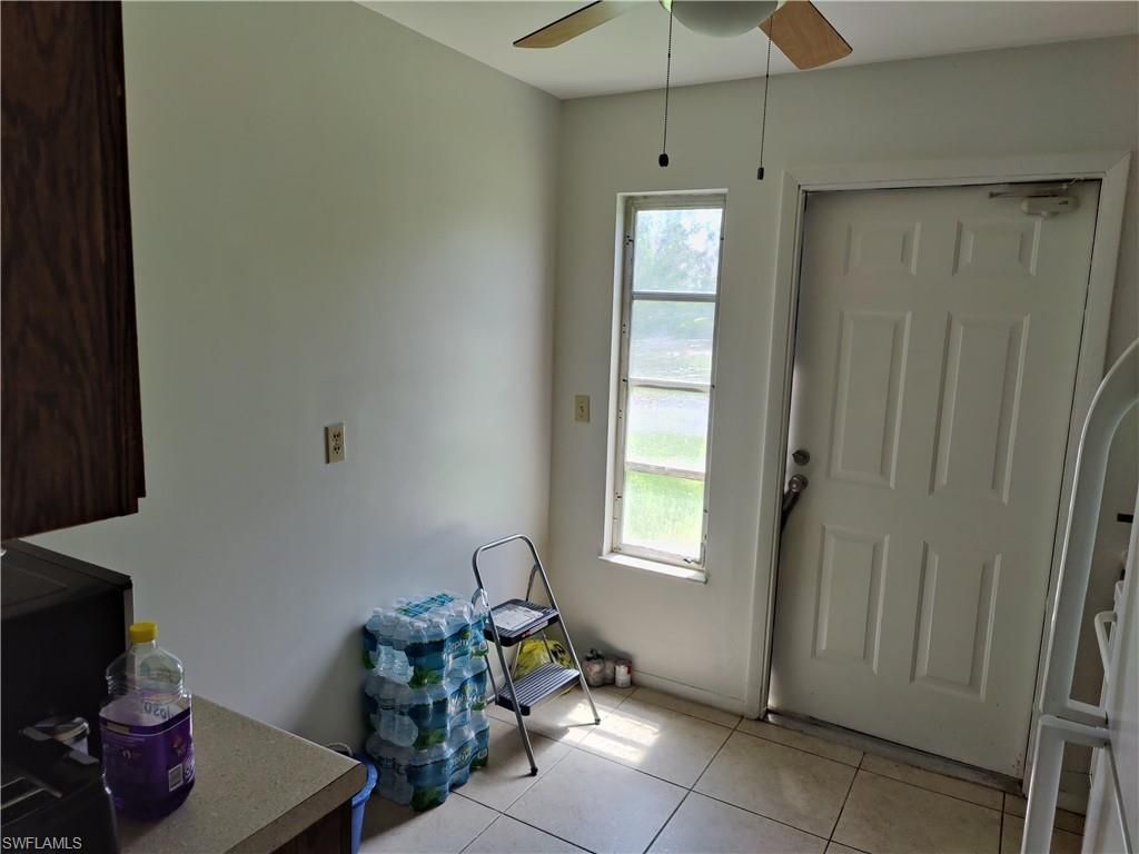 28 Temple Ct, Lehigh Acres, FL 33936 Photo