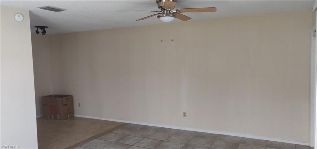 28 Temple Ct, Lehigh Acres, FL 33936 Photo