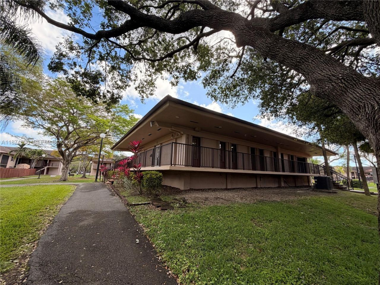 11295 SW 88th St, Unit M109, Miami, FL 33176 Photo